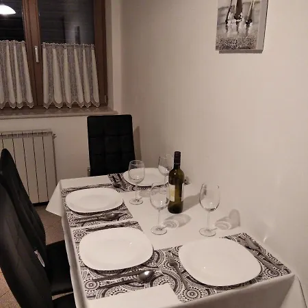 Apartma Nona Roza Zgornje Skofije Exterior foto