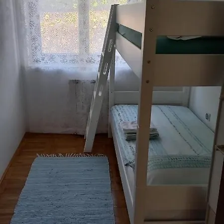 Apartma Nona Roza Zgornje Skofije Exterior foto